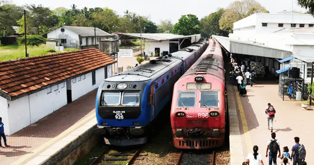 කෝචිචි පාර ආණ්ඩුවට – දුම්රිය සියල්ල පෞද්ගලික අංශයට දෙන්න තීන්දු කරයි.