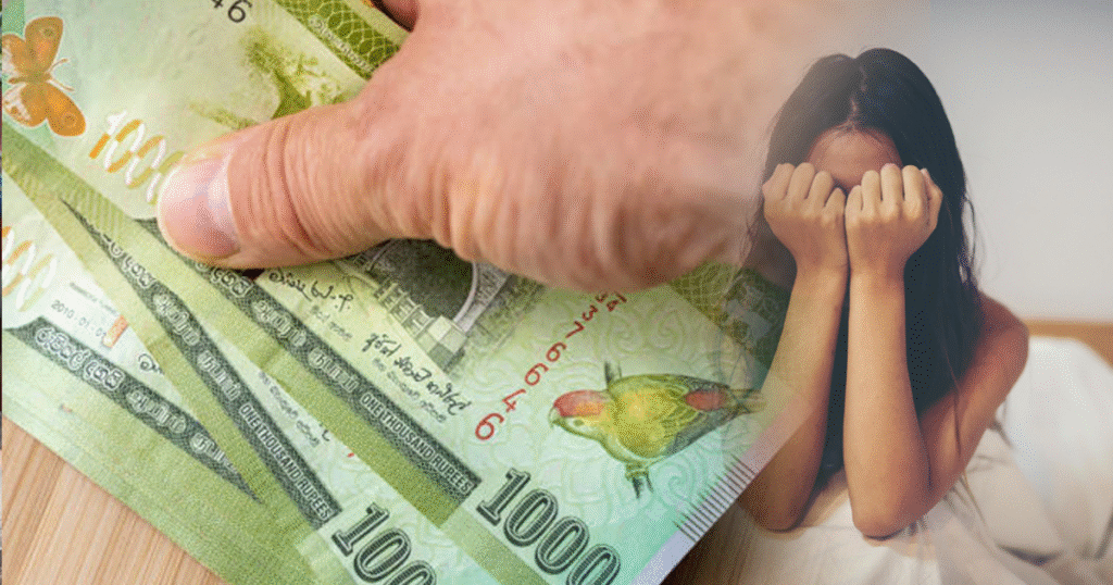 “කවුරුවත් ගෙදර නැති වෙලාවට අම්මා කට්ටිය අරගෙන එනවා..”මවක් සිය දියණියට කරපු අපරාධය