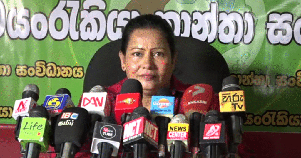 පාර්ලිමේන්තුවේ ඉන්නේ දියවන්නාවේ පිනට කන එවුන් ටිකක්.මාධ්‍ය සකච්චාවත් රත් කරපු කාන්තාව.